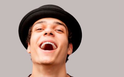 Cómo especializarte en comedia, según tu perfil actoral