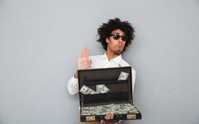 Cómo detectar academias que solo quieren tu dinero (pero no te forman bien)